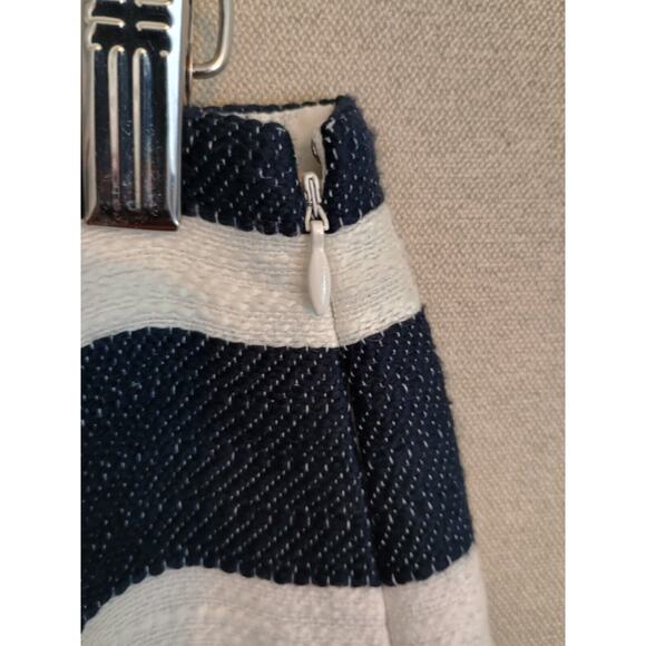 Loft Ann Taylor Skirt Women 8 Navy Blue White Nautical Frayed Texture Lined Mini - Picture 3 of 5